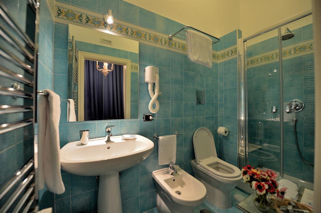 B&B Residenza Via Dei Mille Наполи Стая снимка