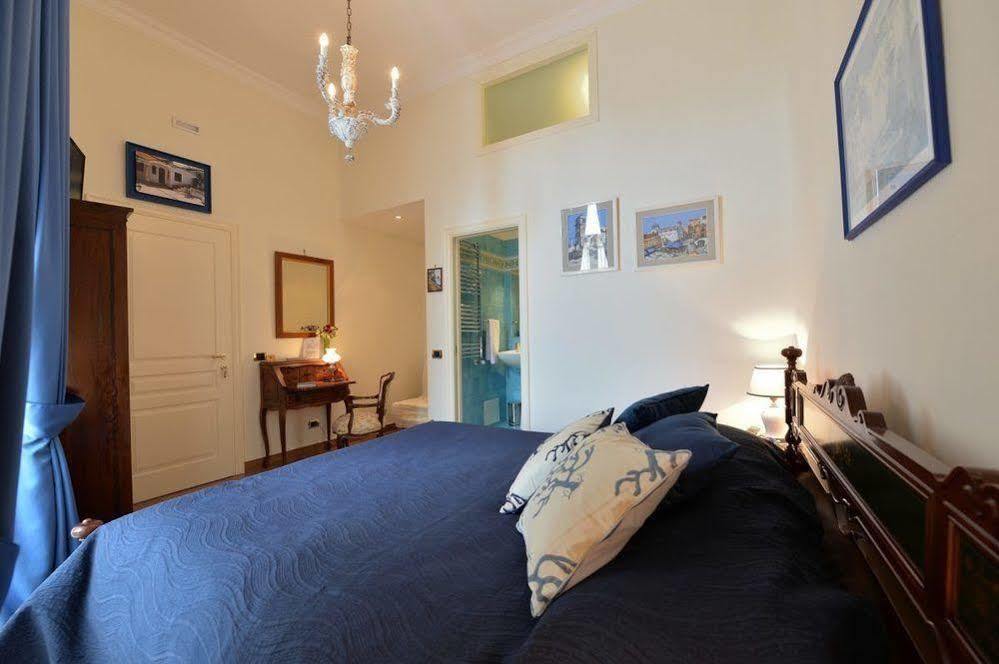 B&B Residenza Via Dei Mille Наполи Екстериор снимка